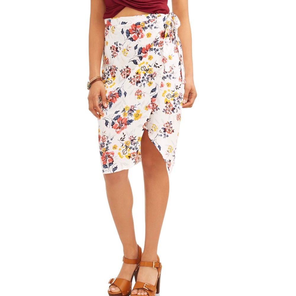 NWT Floral Wrap Skirt!